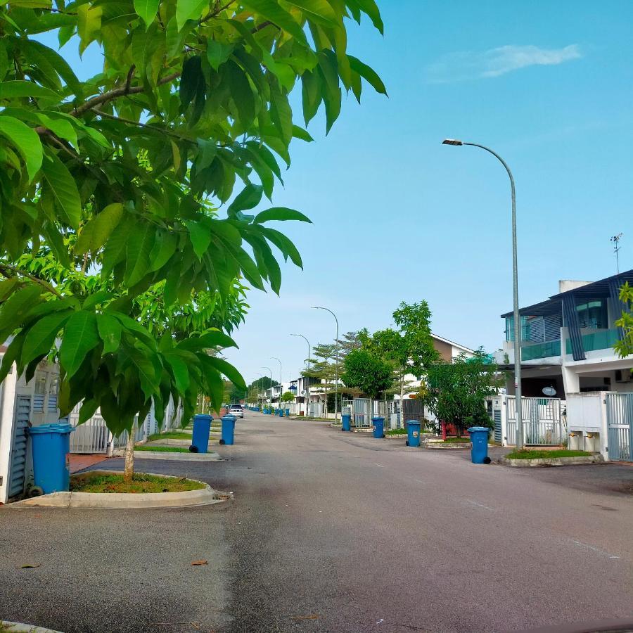 Apartamento Casuarina Sea Breeze Desaru Exterior foto