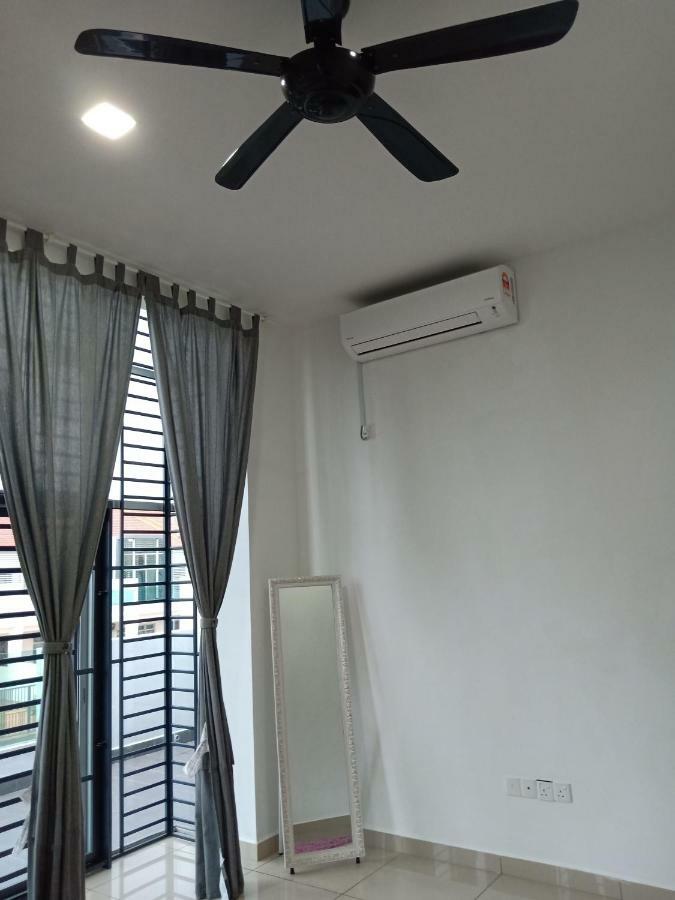 Apartamento Casuarina Sea Breeze Desaru Exterior foto